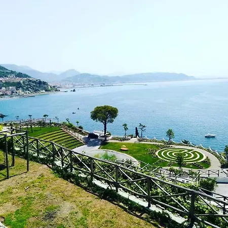 Fuenti Bay -amalfi Coast- * צ'טארה
